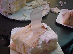 -红宝石·鲜奶小方·海派西点房(南丹店)