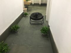 更衣室没有通风处-锐菲特游泳体育健身中心(滨江店)