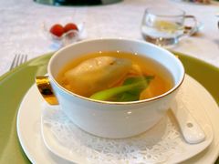 清汤松茸河鱼-君来湖滨饭店·渔餐厅