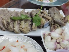 -伊源鼎盛餐饮服务有限公司