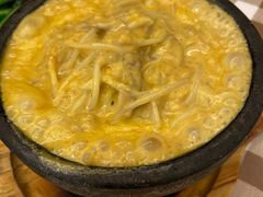 -新大咀港式茶餐厅(宝山万达店)