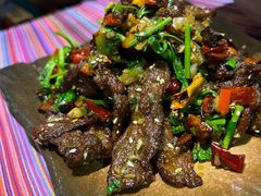 -香巴拉云南餐厅(华莱坞店)