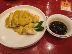 -侬佳蒸菜馆(听潮店)