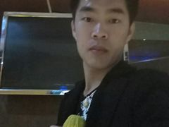 -皇家派对KTV(大润发店)