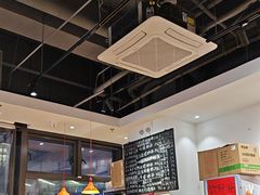 -柳州肥姨妈大骨螺蛳粉(曹路店)