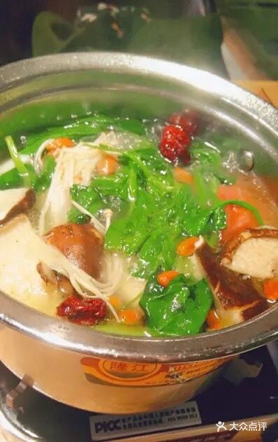 新一牛排海鲜自助餐厅(大坪店)汤锅煮菜图片