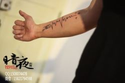 -暗夜tattoo纹身工作室