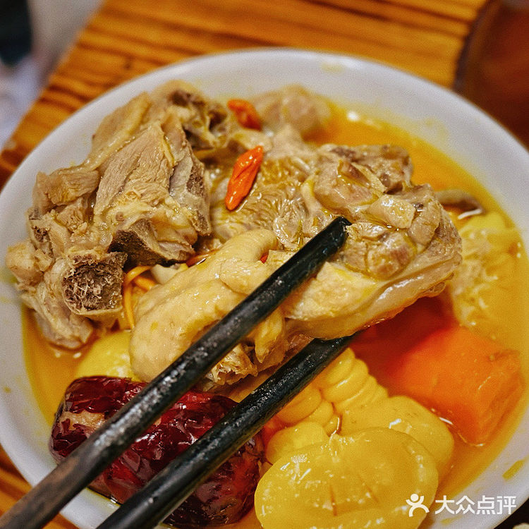 治愈一整个冬天的乐山板栗鸡