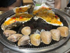 -围炉肉舍•炭烤活鳗•丹东海鲜烤肉(步行街店)