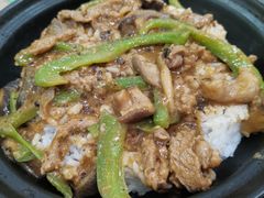 黑椒牛柳饭-卢家妈妈·西餐厨房(中信华庭店)