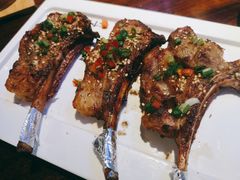 苏尼特金质烤羊排-三个蒙古大叔羊肉串(大宁店)