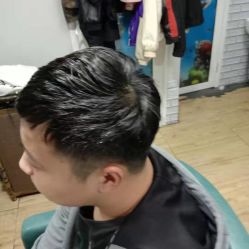-木格造型美发