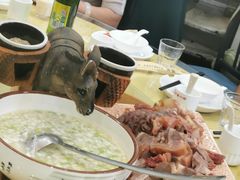 -乔家小院•本地小海鲜•非遗驴肉(万年泉路店)