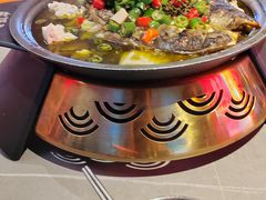 -令狐冲·炭烤活鱼(宝龙店)