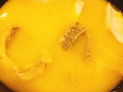 -鲜入围煮花胶鸡海鲜火锅