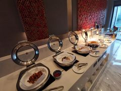 -上海滴水湖皇冠假日酒店