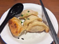-舒蔡记生煎菜饭(云南中路店)