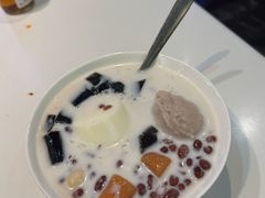 -卤校长老火锅(杨家坪直营店)