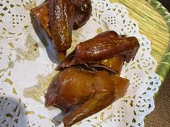 -东口码头·烧鸽子·鱼头泡饼·地方菜(金鹰悦城店)