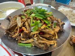 干锅鹿茸菌-鲁南仔·滕州炒鸡(经三路店)