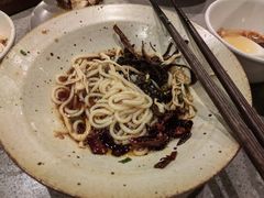 老昆明凉米线-半山腰·云南菜(侨福芳草地店)