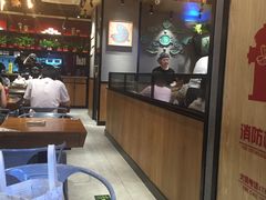 -渝是乎川渝小炒(新世界百货望京店)