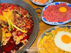 -萍姐火锅·公路夜市(武汉首店)