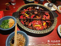 -黄家码头老火锅(解放碑旗舰店)