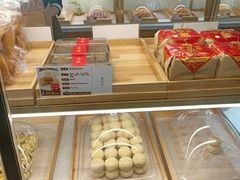 面包甜点陈列柜-清真全盛斋传统糕点(高新中大店)