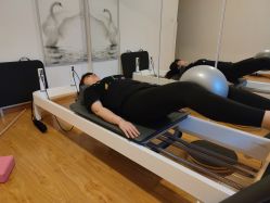 -彤竹瑜伽普拉提馆·女子孕产健身会所