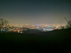 -鬼笑石后山停车场