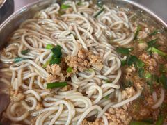 -正宗杨记普洱酸醋米线(总店)