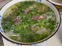 牛肉拉面加牛肉-伊祥·敦煌楼