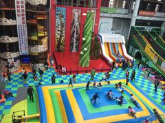 -蒙特利亲子乐园