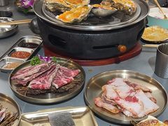 -围炉肉舍丹东海鲜烤肉·烤活鳗(步行街店)