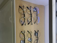 -罗伯特眼镜·蔡司官方授权(前海桂湾店)