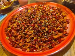 -先启半步颠小酒馆(白麓里店)