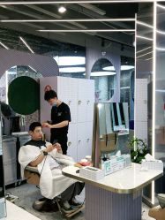 -PE SALON 