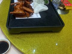 招牌脆皮乳鸽-马哥孛罗大酒店中餐 · 汉唐盛宴