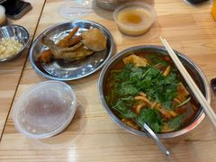 -柳州肥姨妈大骨螺蛳粉(东靖路店)