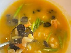 -头上红煨盐鸡·非遗院子餐厅