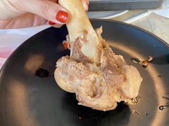 -沪小胖小龙虾(淮海中路旗舰店)