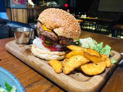 牛肉汉堡-404干式熟成牛排馆•聚会餐厅