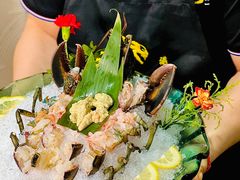 波士顿龙虾-金龙·打边炉(南京西路店)