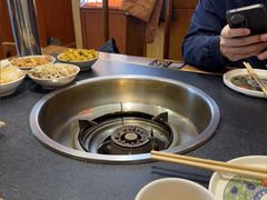 -沸炉重庆老火锅(军事博物馆店)