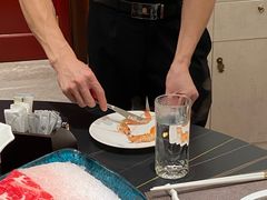 -鼎泰亨·海鲜牛肉餐厅(滨江店)
