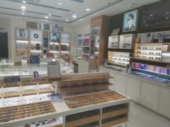 -光明眼镜·蔡司授权(九亭U天地店)