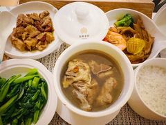 -臻儿屿月子会所(茶山店)