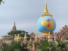 -一寨两国风景区