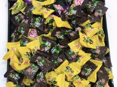 -宏宇眼镜蔡司依视路折扣店(兆佳眼镜城店)